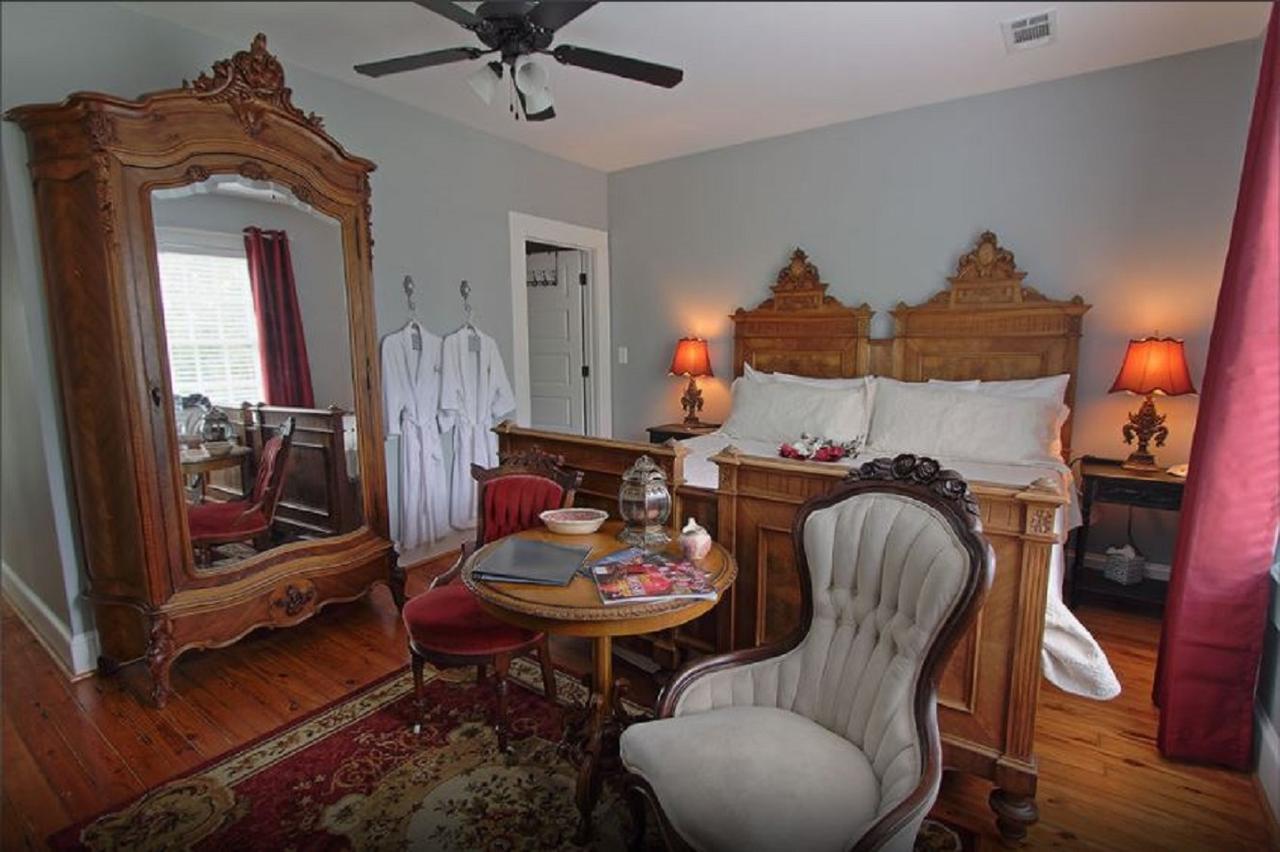 Bama Bed&Breakfast Tuscaloosa Bagian luar foto
