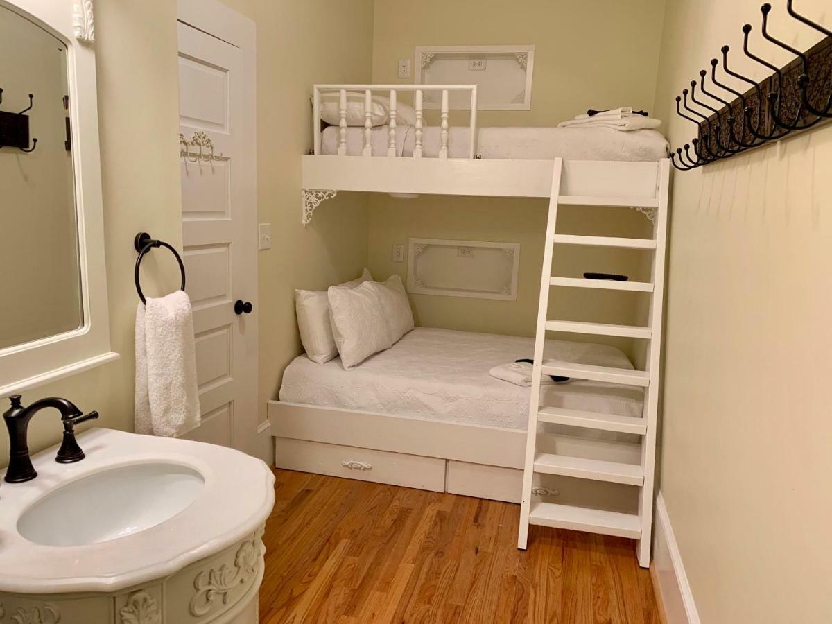 Bama Bed&Breakfast Tuscaloosa Bagian luar foto